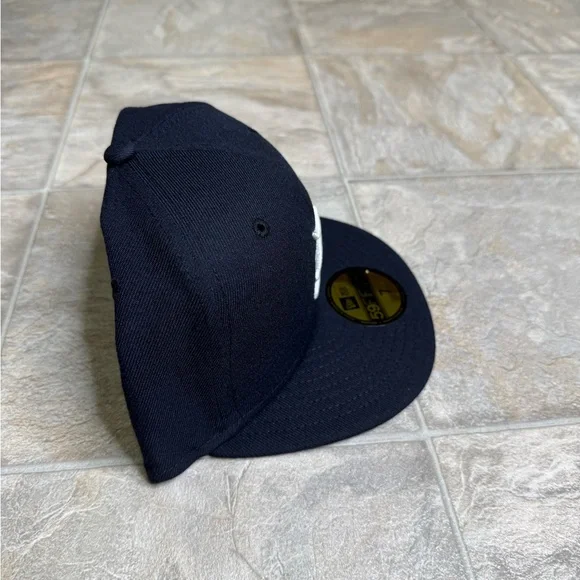 Detroit Tigers New Era 59Fifty Fitted Hat Mens Size 7 Blue MLB Baseball NWT - Picture 2 of 5